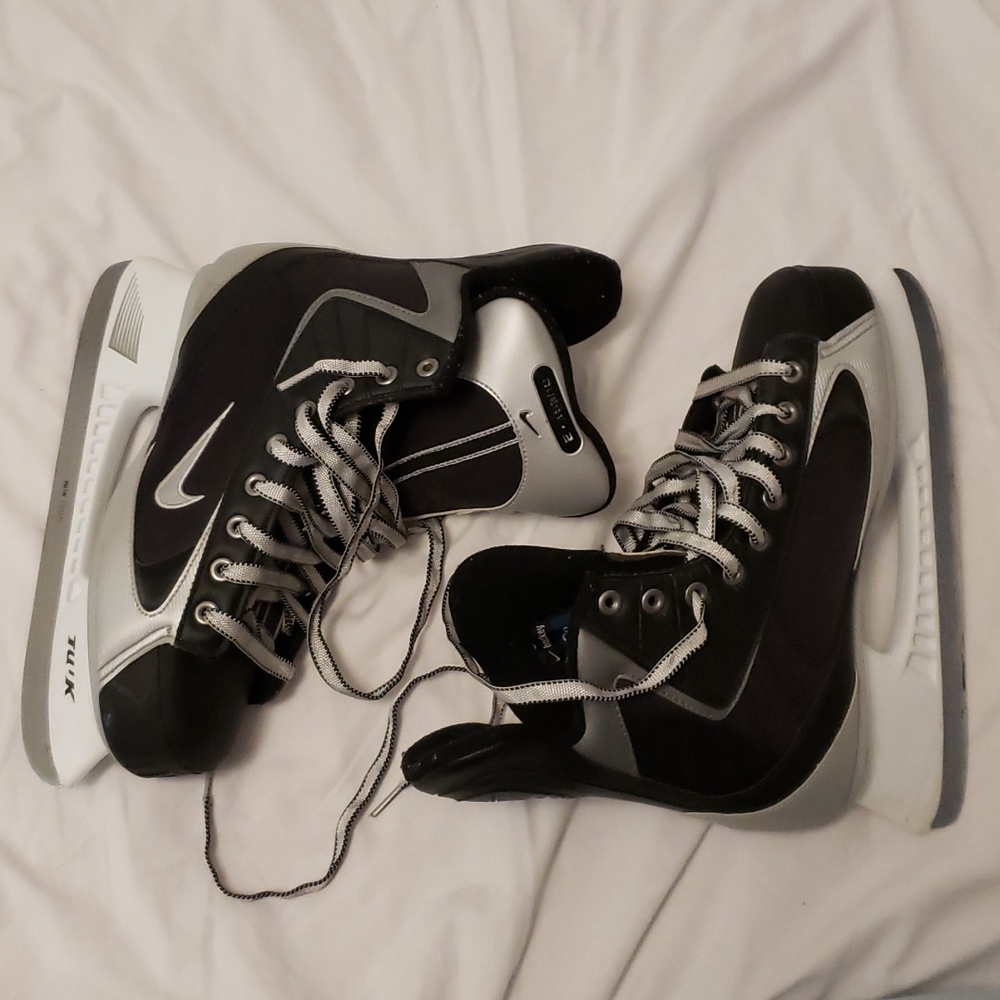 Nike Men's Skates sz 8